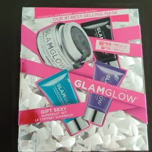 GlamGlow